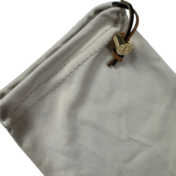 Tory Burch Sunglasses Case and dust bag - Picture 3 of 10